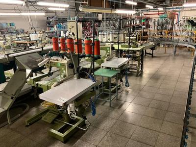 Overzichtsfoto van (3x) Rimoldi industrial sewing machine