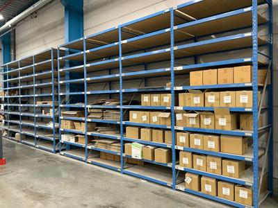 Översiktsbild av steel rack, 8 sections