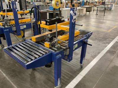 Översiktsbild av 2017 Tai chung taiwan EXC-103SD top/bottom carton sealing machine (box taper)