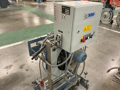 Overzichtsfoto van MBO Z6 knife folding machine