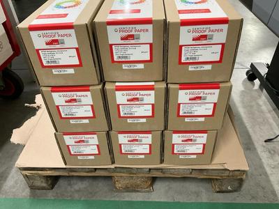 Overzichtsfoto van lot of various certified proof paper, etc 9 boxes