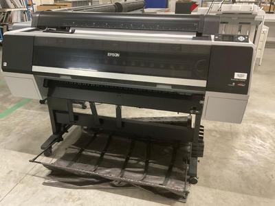 Översiktsbild av 2016 Epson SureColot P9000 wide screen color plotter
