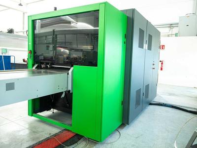 Photo d'aperçu de 2017 HIGHCON EUCLID IIS  Laser digital die cutter