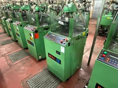 Immagine panoramica di (7x)  Matec twin plus S 4.7 knittingmachine