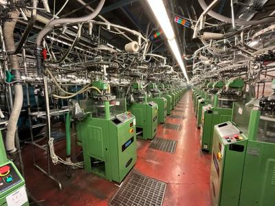 Overzichtsfoto van (10x) 2001 Matec Techno new knittingmachine