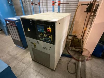 Overview picture of Polair Hiross DXH15 air dryer