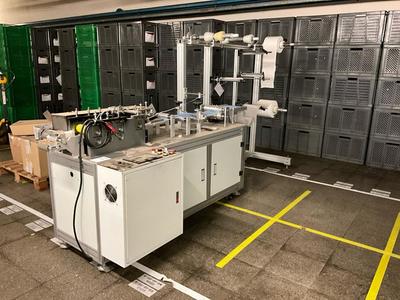 Immagine panoramica di marie claire paper aplicator