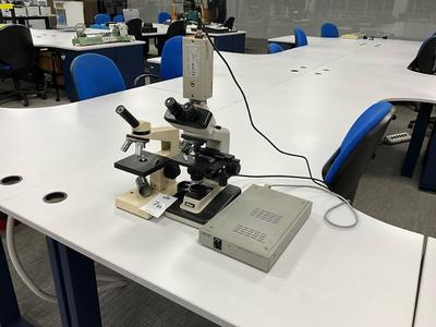 Übersichtsbild von Nikon alphaphot ys2 microscope