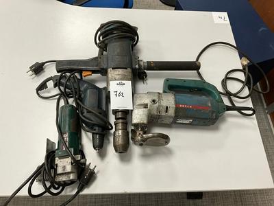 Overzichtsfoto van (4x) bosch electrical tools