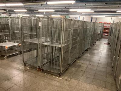 Immagine panoramica di (30x) carts