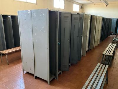 Översiktsbild av (16x) llansola lockers