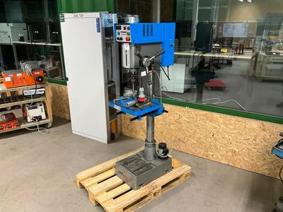 Imagen general de 2017 PROMAC BX-834VLB pillar driling machine