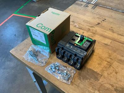 Översiktsbild av 2024 schneider NSX 160F circuit breaker