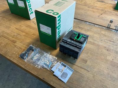 Översiktsbild av 2023 schneider NSX 100F circuit breaker