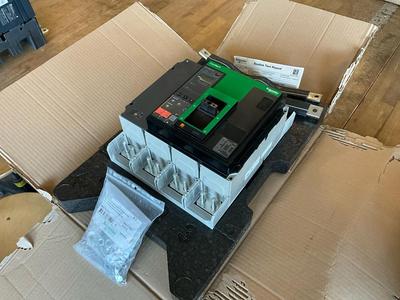 Översiktsbild av 2024 schneider NS800 N circuit breaker