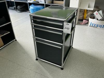Översiktsbild av USM Haller Drawer cabinet