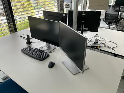 Übersichtsbild von IT setup (2x)