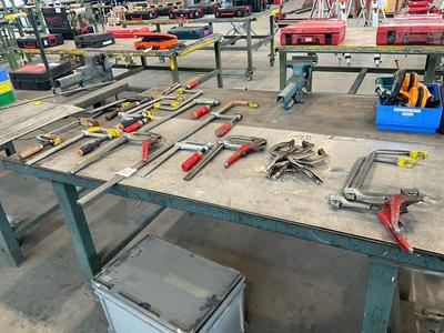 Översiktsbild av Various clamps (18x)