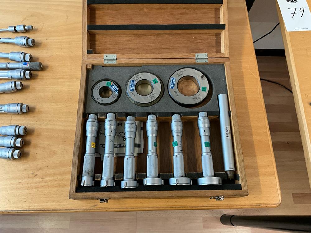 Mitutoyo 3-point Inside micromter set