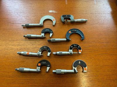 Photo d'aperçu de Mitutoyo and M&W Various Micrometers (8x)