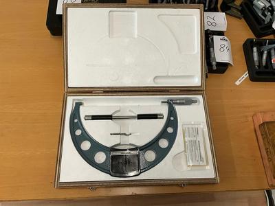 Photo d'aperçu de Mitutoyo Outside Micrometer 225-250