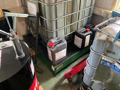 Översiktsbild av Dropptråg för olja