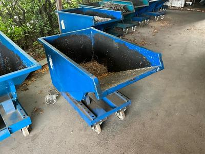 Översiktsbild av Tipp container
