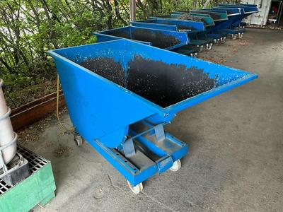 Översiktsbild av Tipp container