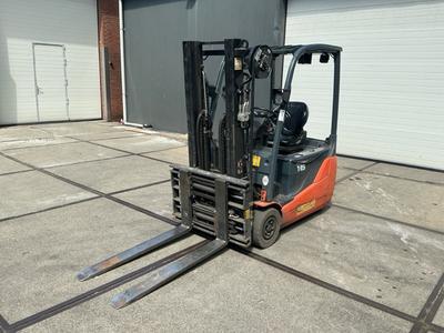 Overzichtsfoto van 2013 Toyota 8FBET16 Heftruck