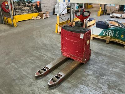 Overzichtsfoto van 2014 Linde T16 Elektrische palletwagen