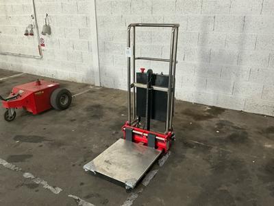 Overzichtsfoto van MW-Tools EHT 400 Stapelaar