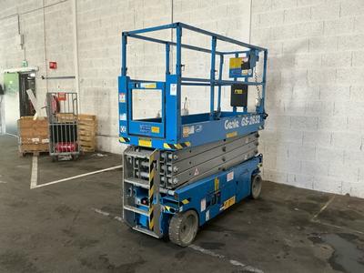 Overzichtsfoto van 2014 Genie GS-2632 Schaarhoogwerker