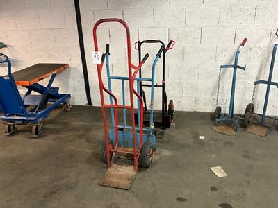 Overzichtsfoto van steekwagen/traploper (3x)