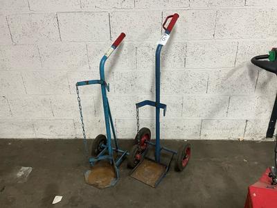 Overzichtsfoto van gasflessen steekwagen (2x)