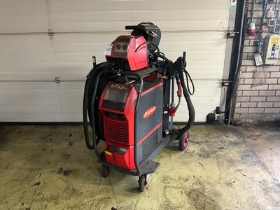 Overzichtsfoto van Fronius TPS500i Lasapparaat