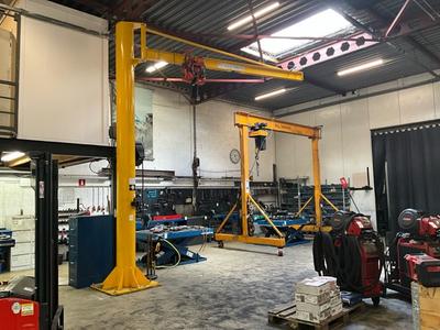 Overzichtsfoto van 2022 HPS HPSKZKO1000/40/43 kolomzwenkkraan