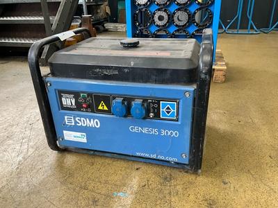 Översiktsbild av SDMO Genesis 3000 generator