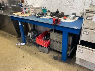 Overzichtsfoto van werkbank