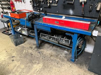 Overzichtsfoto van werkbank