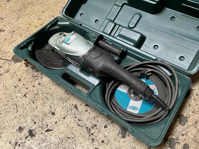 Overzichtsfoto van 2021 Hikoki G23MRUA haakseslijper