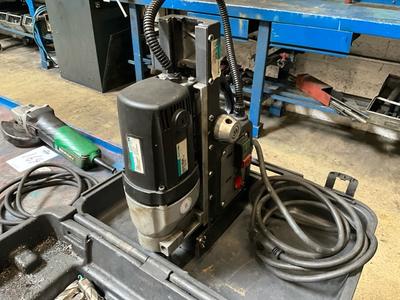 Overzichtsfoto van 2012 Alfra MAX 35/50 Plus magneetboormachine