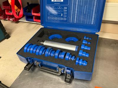 Imagen general de Octopull OP 100000 special tool