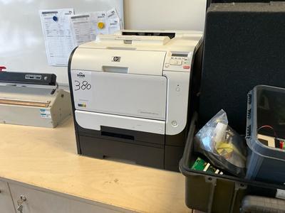 Översiktsbild av hp Laserjet Pro 400 Color printer