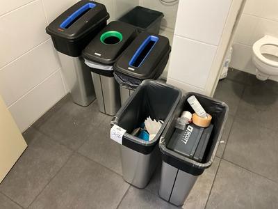 Imagen general de waste container (6x)