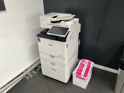Översiktsbild av Canon Imagerunner advance DX printer