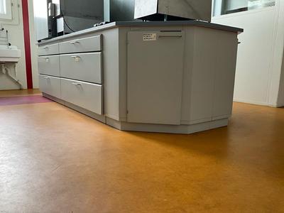 Översiktsbild av Köttermann Laboratory cabinet system