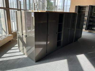 Übersichtsbild von Metal cabinet (6x)