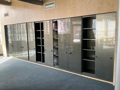 Översiktsbild av Metal cabinet (6x)